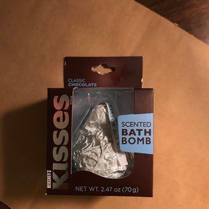 Hershey Kiss Bathbomb